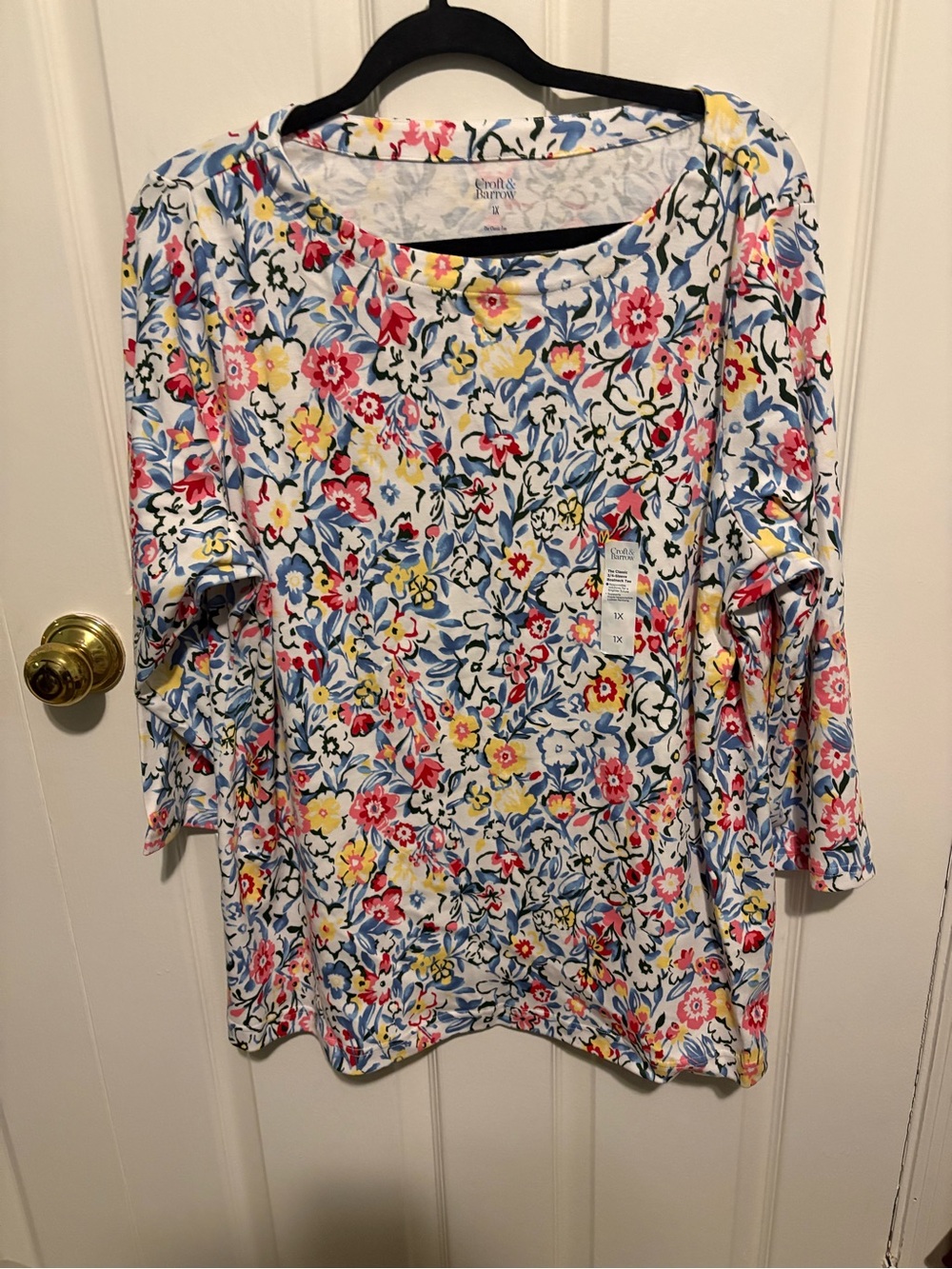 croft & barrow White Floral Scoop-Neck Long Sleeve Top